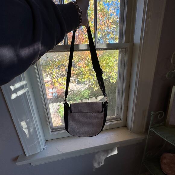 Woven Rattan/Straw Saddle Bag | Black Trim Boho Coastal Crossbody Purse - Picture 9 of 10